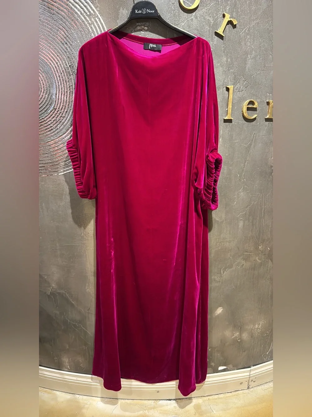 Source Unknown Hot Pink Velvet Top - Picture 3 of 6